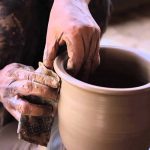 Pembuatan keramik plered
